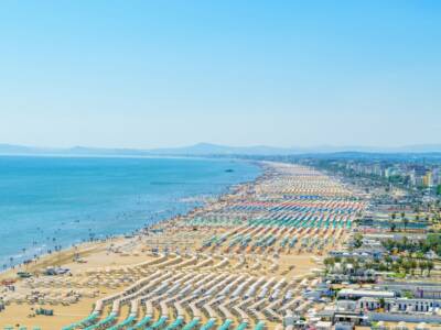 Panoramica della spiaggia di Rimini