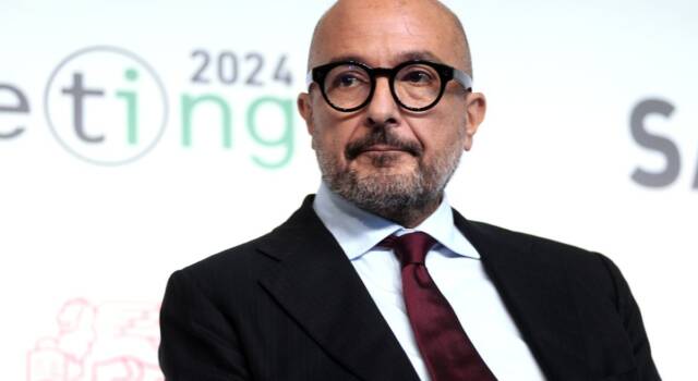 Ministro Sangiuliano in lacrime: &#8220;Mia moglie mi diceva di interrompere con Boccia&#8221;