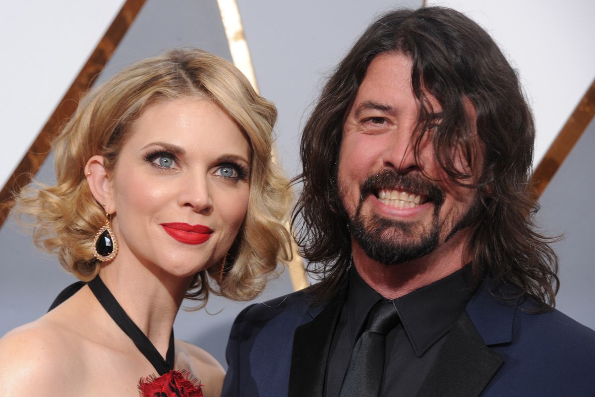 Jordyn Blum e Dave Grohl