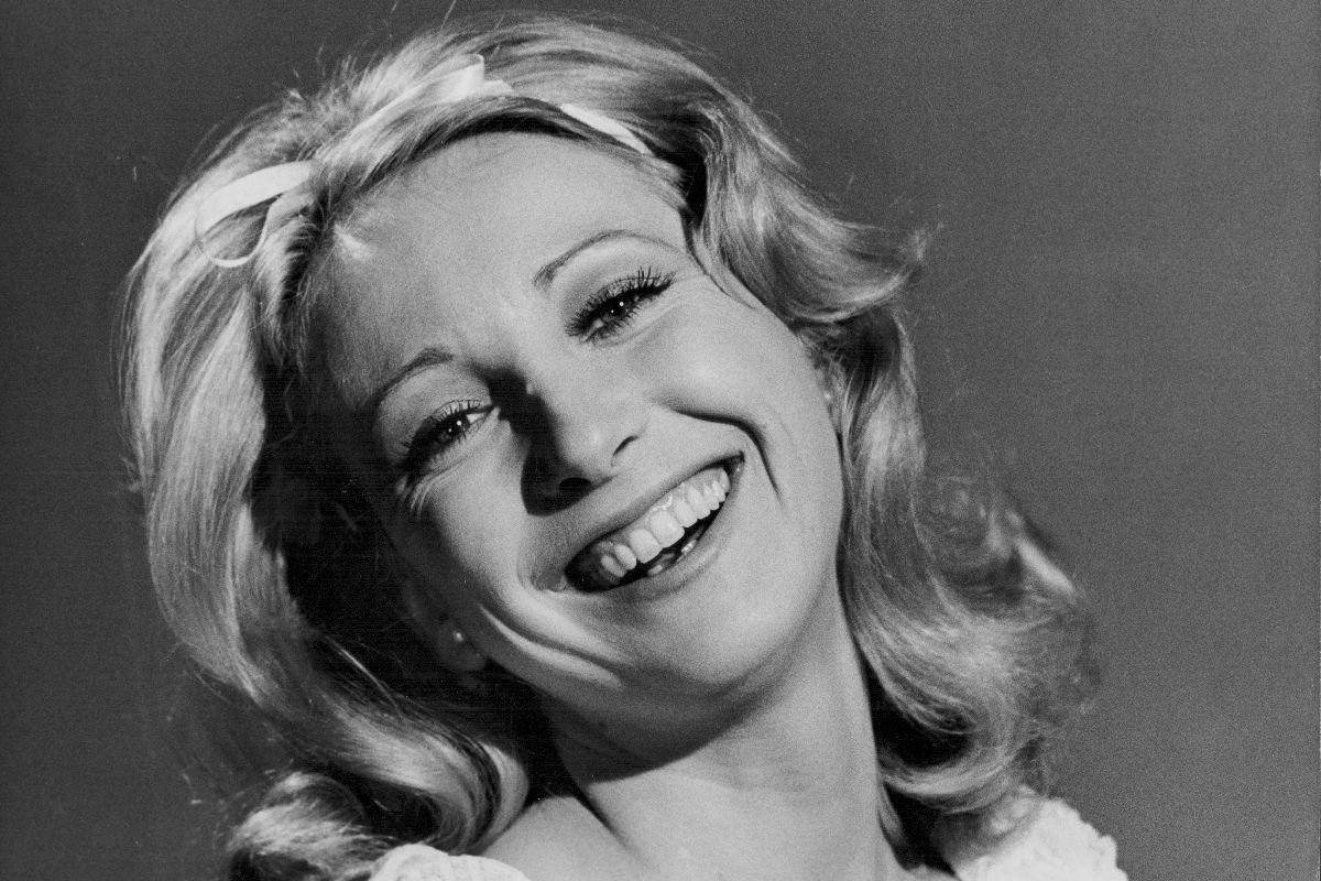 Hollywood piange la scomparsa di Teri Garr: l’iconica attrice si spegne a 79 anni