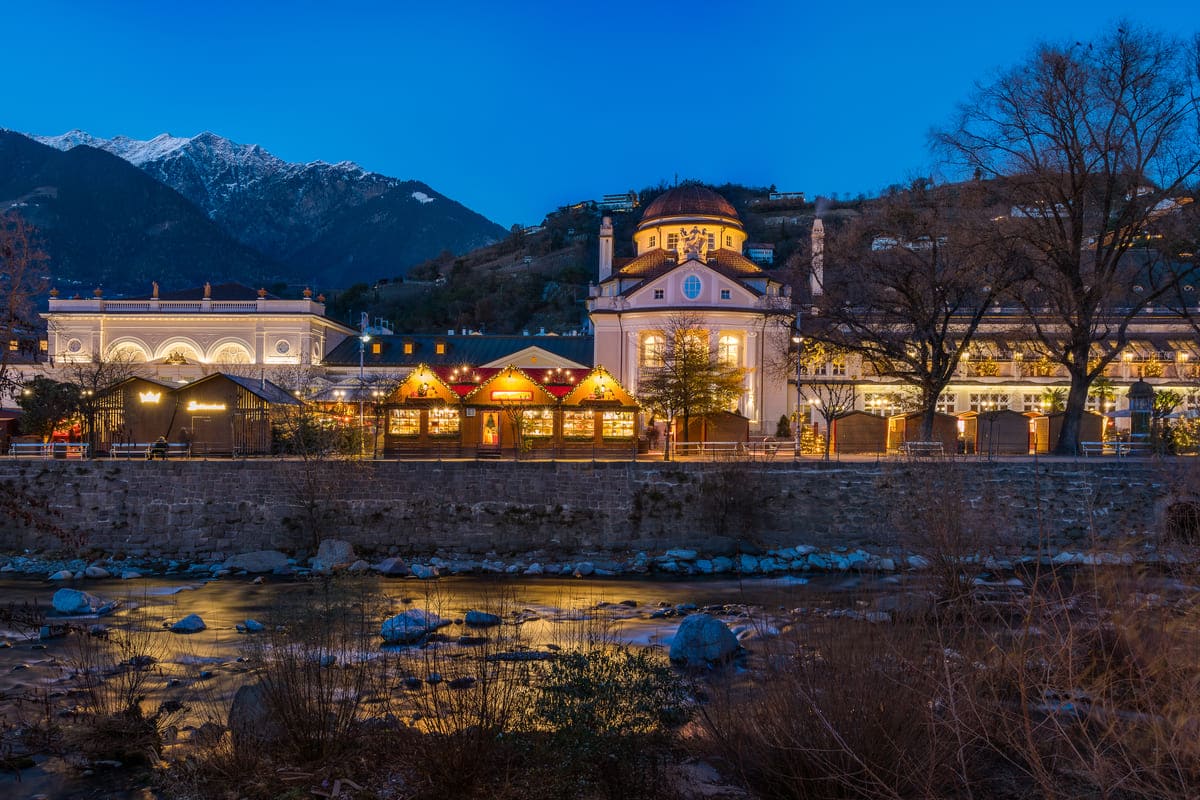 Vacanze invernali a Merano: dalla magia natalizia agli sport sulla neve