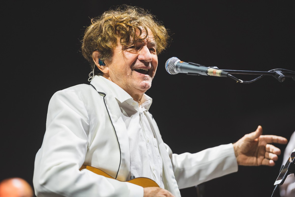 Goran Bregovic durante una sua esibizione