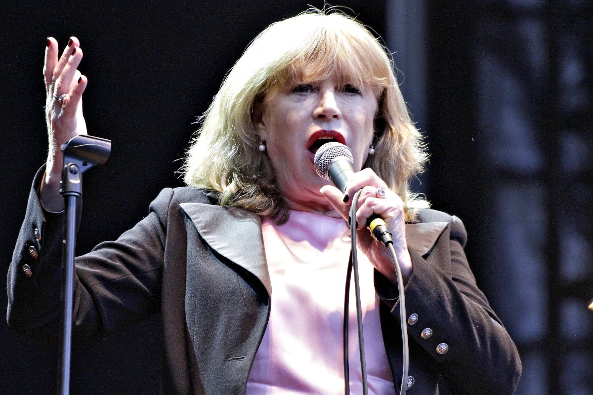 Mick Jagger, lutto nel mondo della musica: addio alla musa Marianne Faithfull