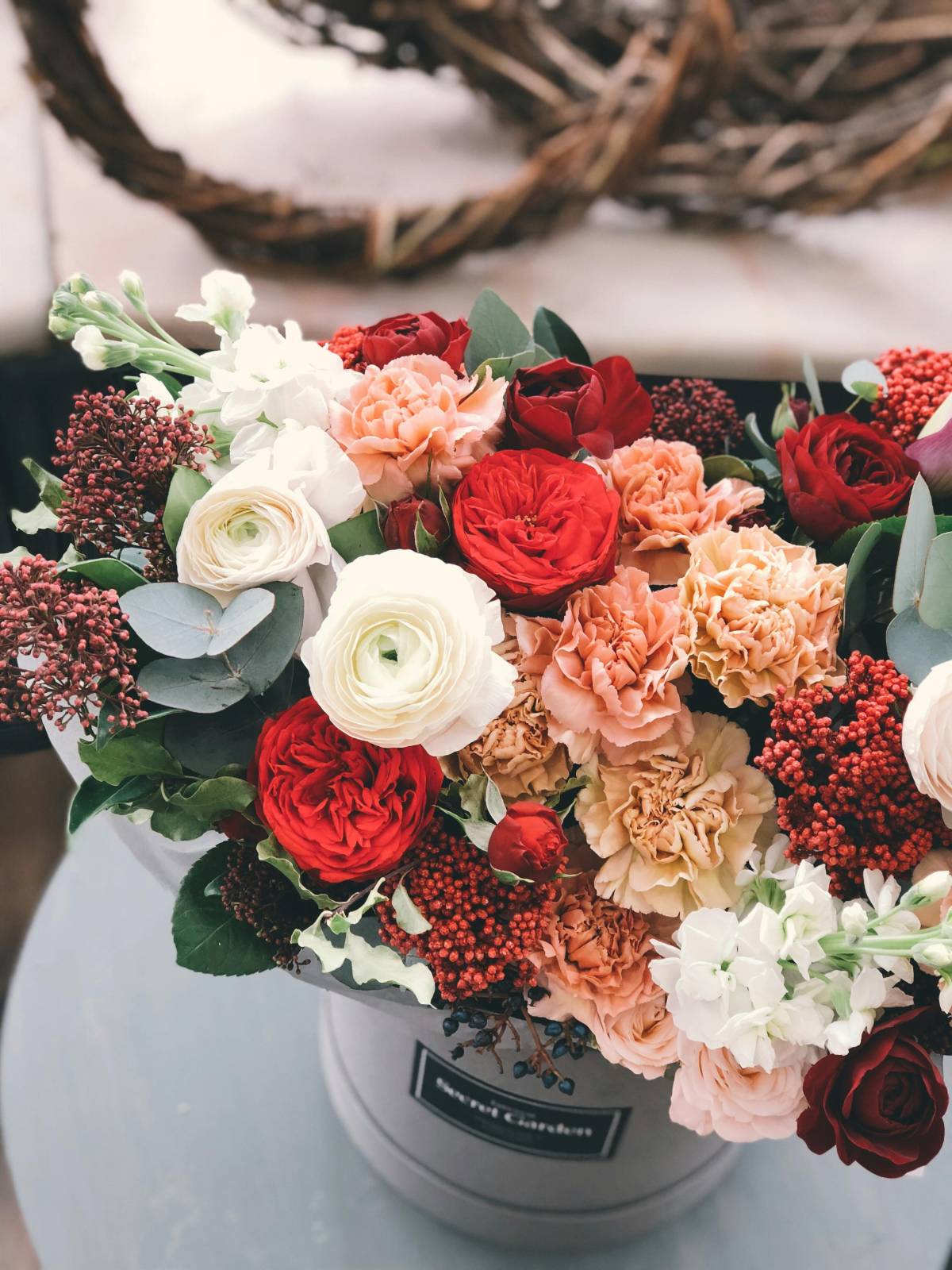 Mazzo fiori rosa bianco rosso