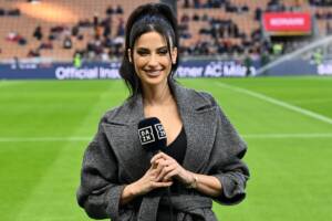 Eleonora Incardona a bordo campo allo stadio di San Siro.