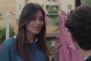 Una scena del film Il ragazzo dai pantaloni rosa