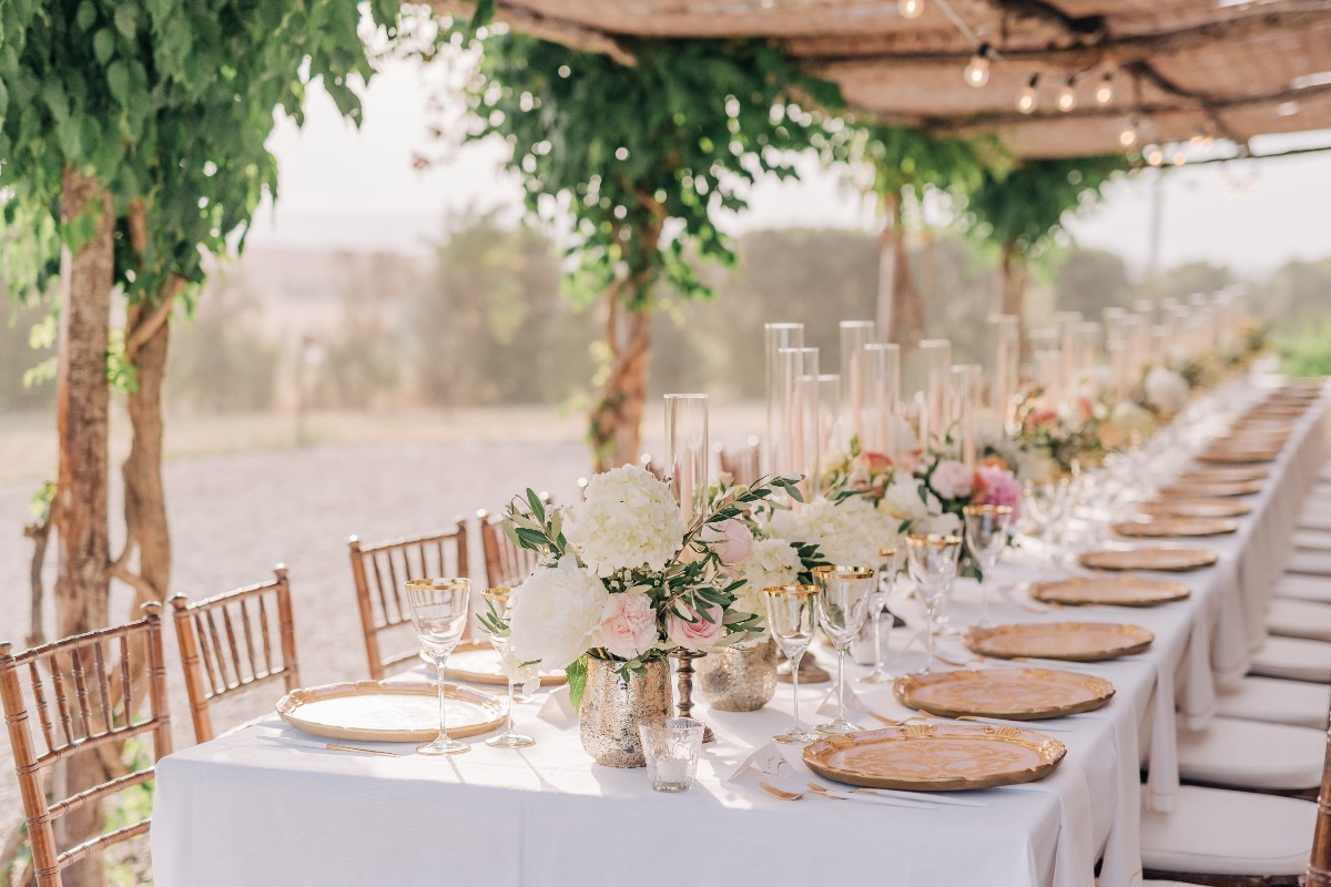 Eleganti decorazioni per tavolo nuziale